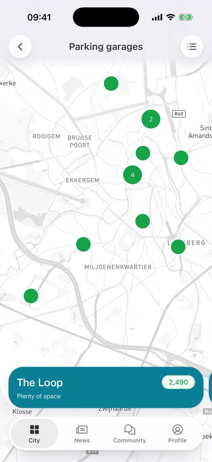 Car parks on the map, each with its free spaces. The detail of one car park: free now, opening hours and directions.